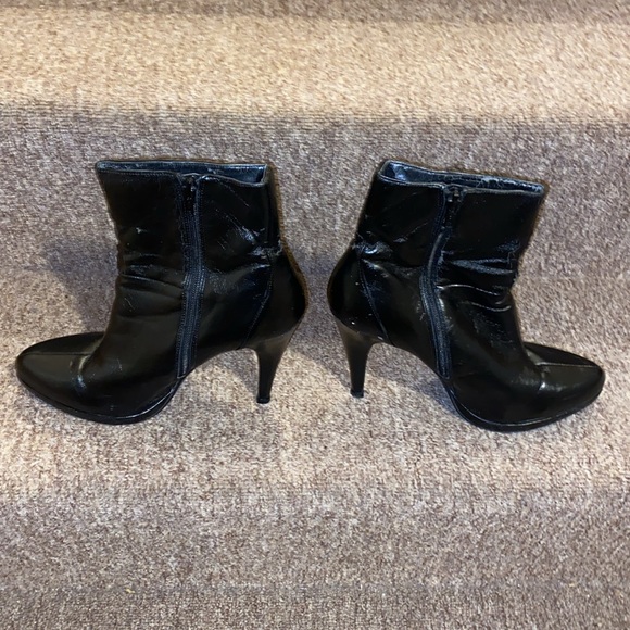 ♠️GUC Nine West Manmade Upper Black Platform Heeled Dress Booties - Picture 4 of 13